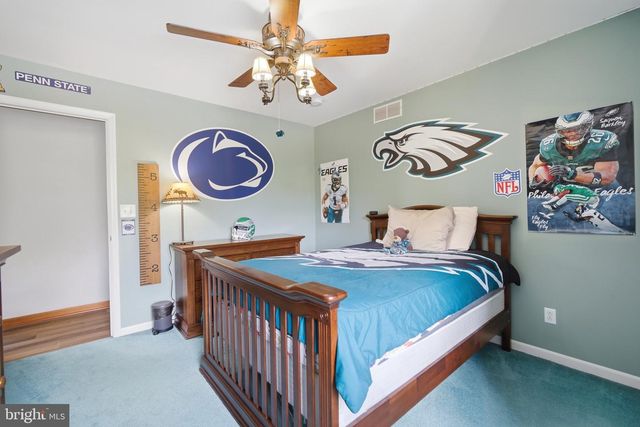 331 S VIENNA AVE, Egg Harbor City, NJ 08215