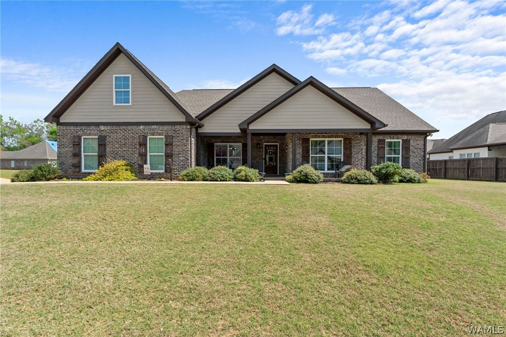 12508 Orchard Trace, Moundville, AL 35474