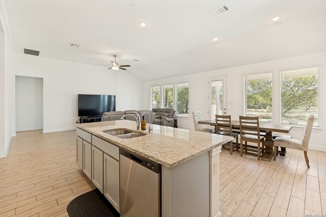 9307 Madler, San Antonio, TX 78263