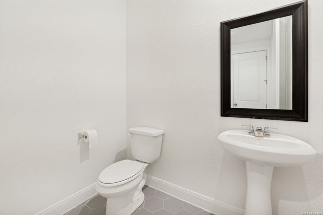 9307 Madler, San Antonio, TX 78263