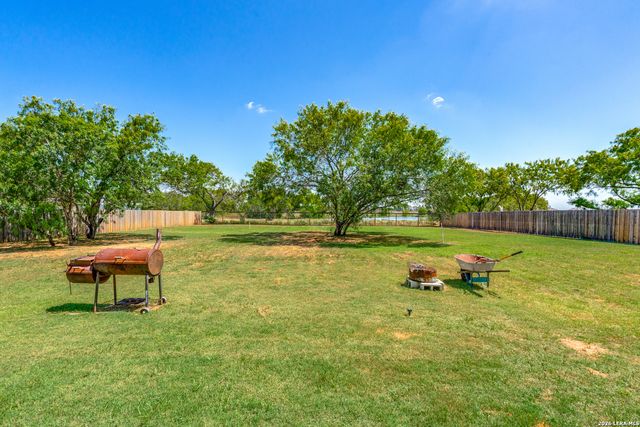 9307 Madler, San Antonio, TX 78263