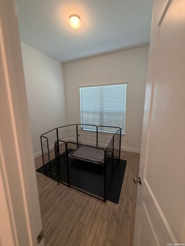 9307 Madler, San Antonio, TX 78263