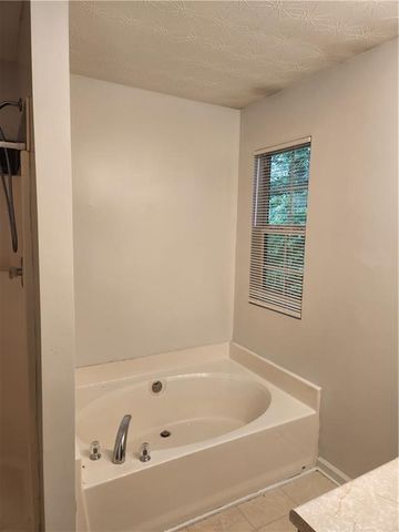 1545 Eastern Sunrise Lane, Decatur, GA 30034