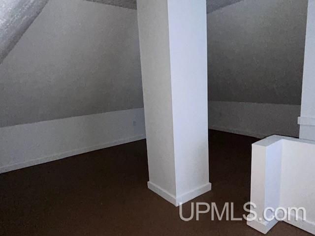 607 W Edwards Avenue, Houghton, MI 49931