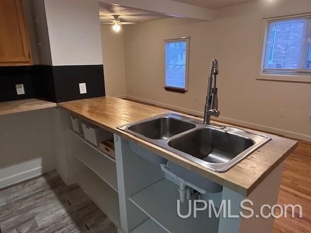 607 W Edwards Avenue, Houghton, MI 49931