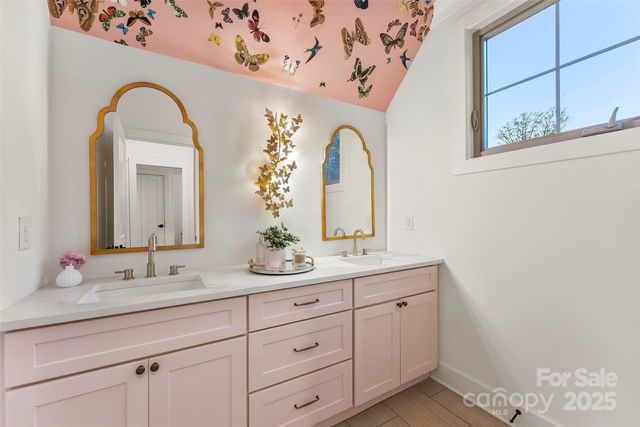 1037 Nutall Oak Lane, Belmont, NC 28012