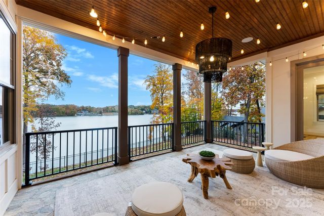 1037 Nutall Oak Lane, Belmont, NC 28012