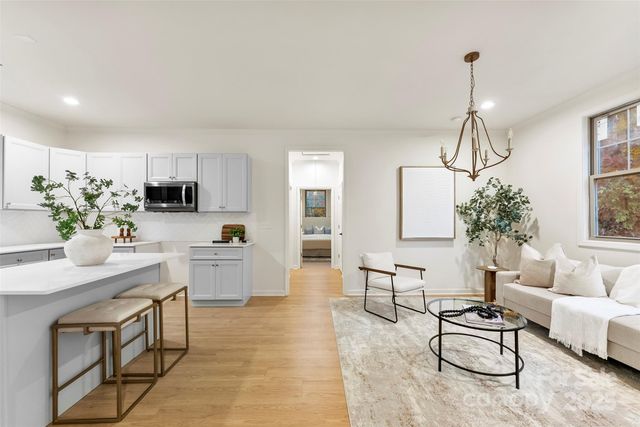 1037 Nutall Oak Lane, Belmont, NC 28012