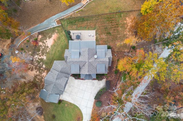 1037 Nutall Oak Lane, Belmont, NC 28012