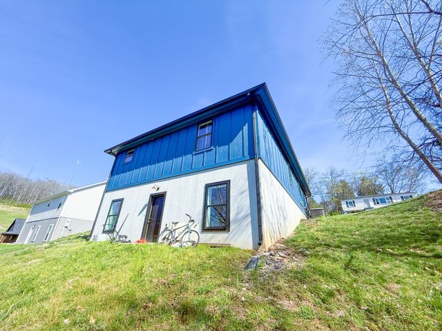 420 Fort Hill Dr, Pulaski, TN 38478
