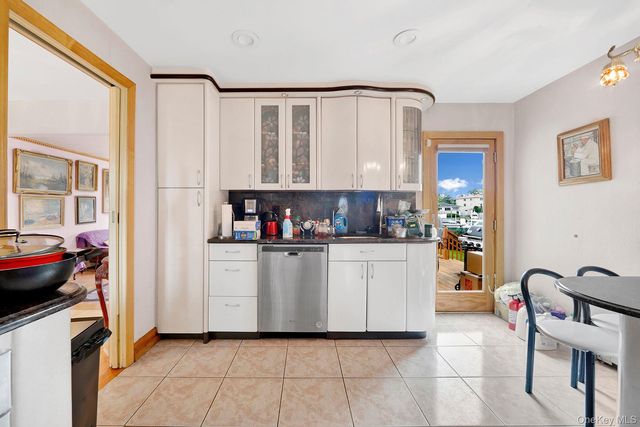 3420 Woodward Street, Oceanside, NY 11572