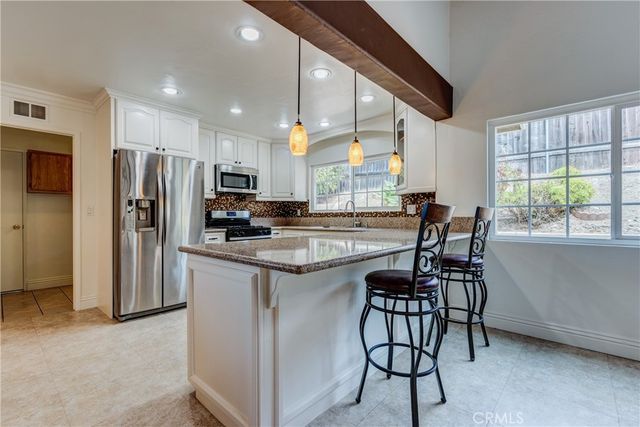 5612 Central, Bonita, CA 91902