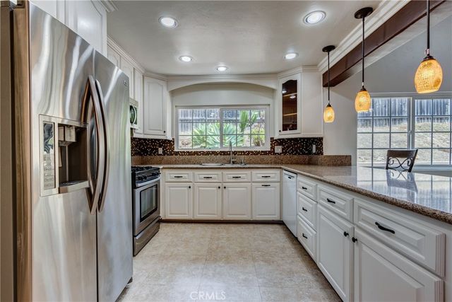 5612 Central, Bonita, CA 91902