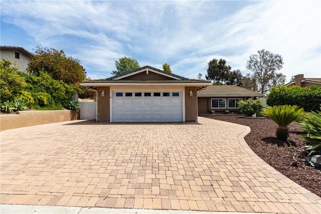5612 Central, Bonita, CA 91902