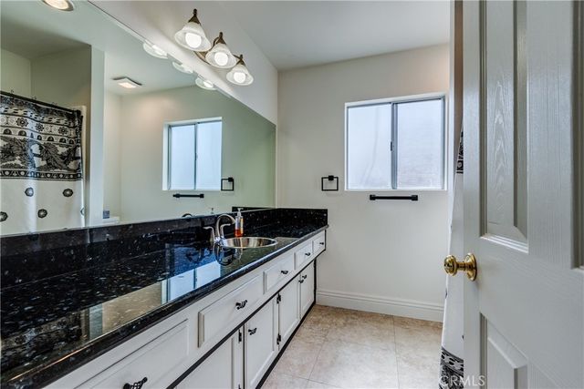5612 Central, Bonita, CA 91902