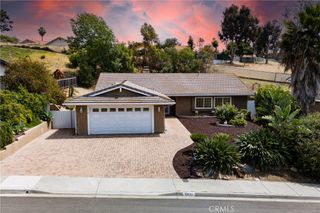 5612 Central, Bonita, CA 91902