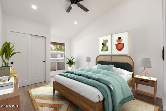 1940 E ORANGE Drive, Phoenix, AZ 85016