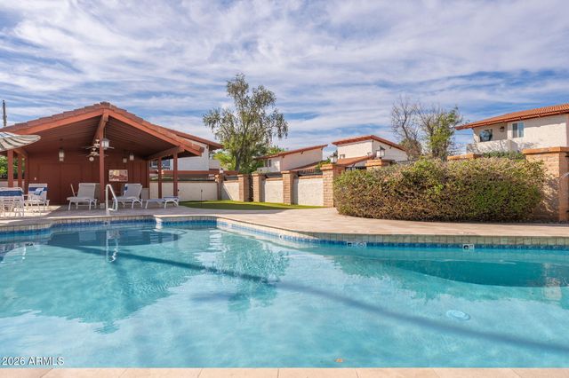 1940 E ORANGE Drive, Phoenix, AZ 85016