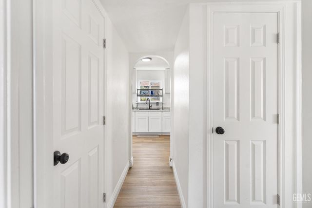 920 Knotts Street, Bakersfield, CA 93305