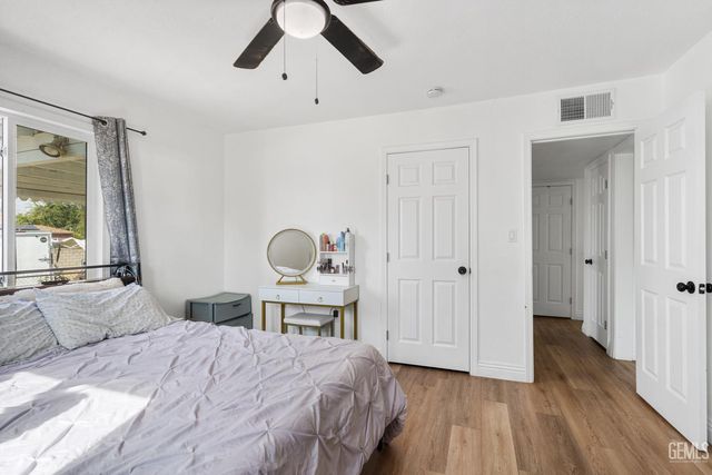 920 Knotts Street, Bakersfield, CA 93305