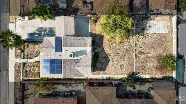 920 Knotts Street, Bakersfield, CA 93305