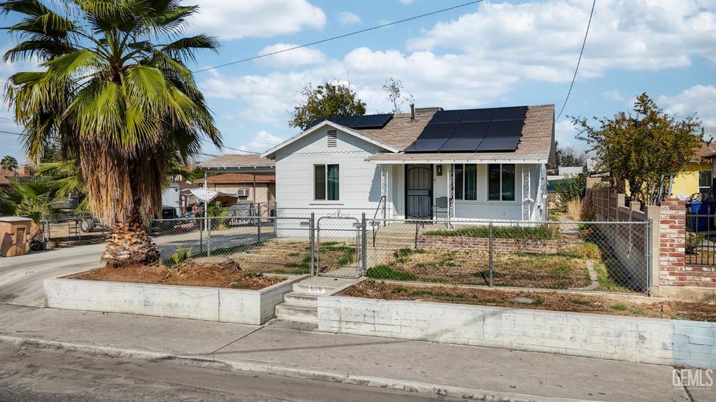 920 Knotts Street, Bakersfield, CA 93305