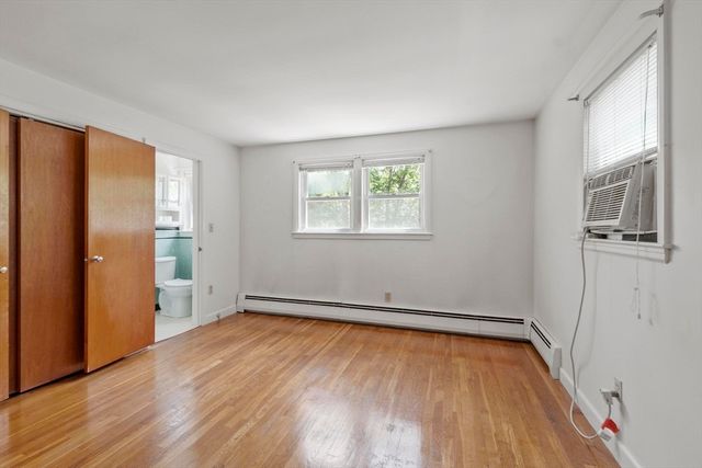 414 Grove St, Reading, MA 01867