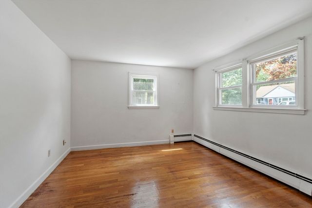414 Grove St, Reading, MA 01867