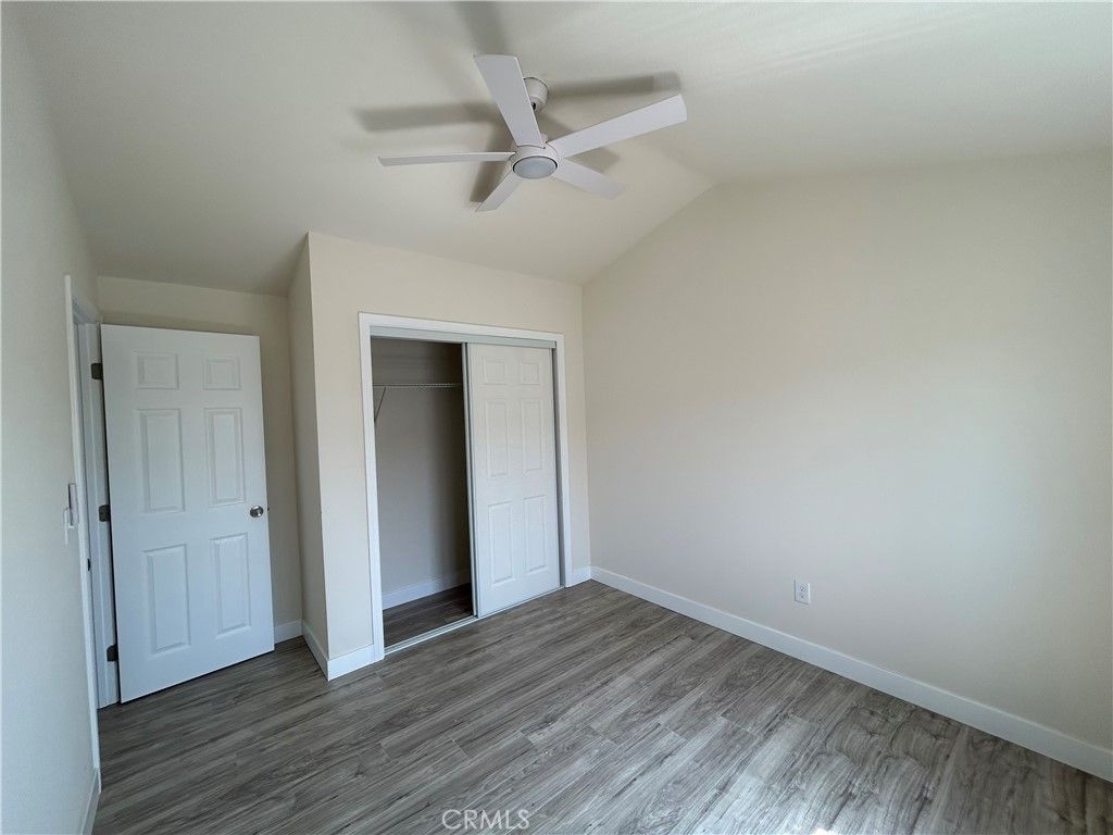 Image 5 of property listing at 300 E Arbor Street 2, Long Beach, CA 90805