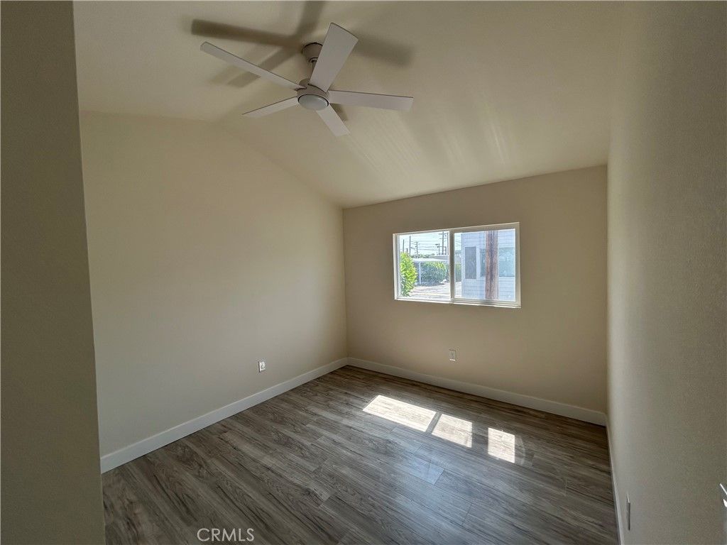 Image 6 of property listing at 300 E Arbor Street 2, Long Beach, CA 90805
