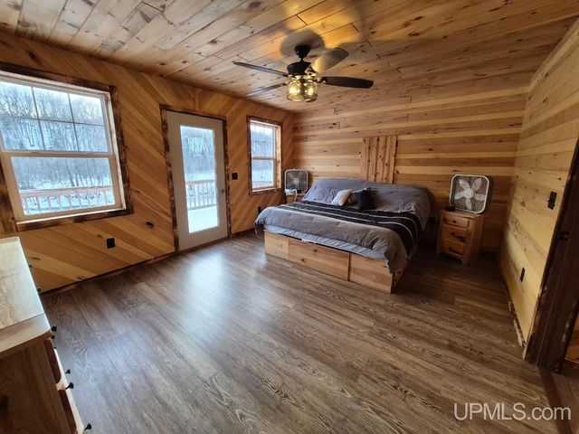 W2323 M69 Highway, Foster City, MI 49834