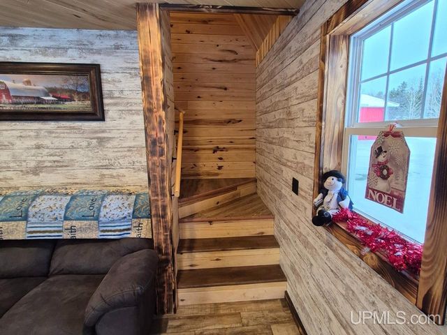 W2323 M69 Highway, Foster City, MI 49834