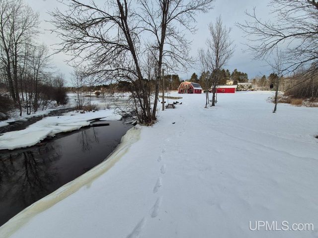 W2323 M69 Highway, Foster City, MI 49834