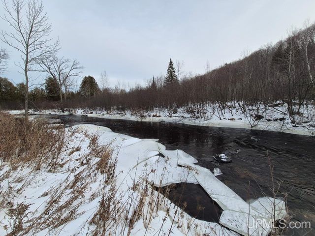 W2323 M69 Highway, Foster City, MI 49834