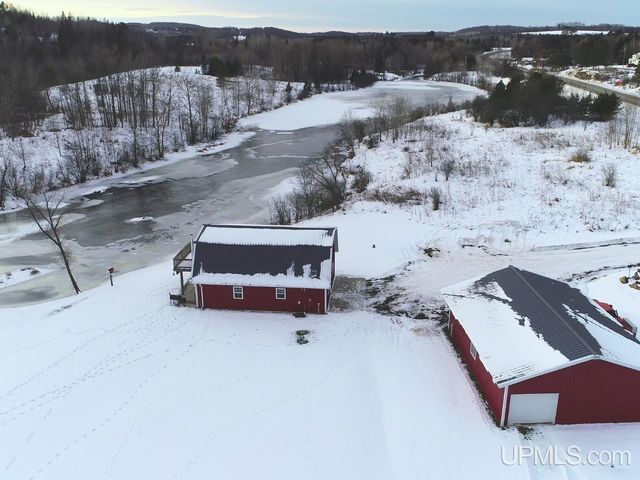 W2323 M69 Highway, Foster City, MI 49834