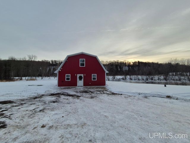 W2323 M69 Highway, Foster City, MI 49834