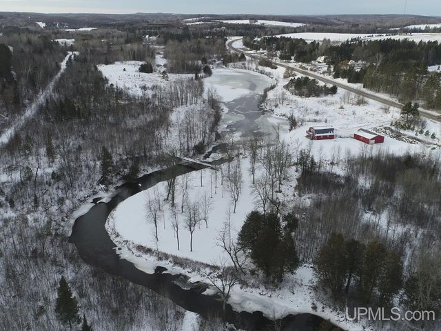 W2323 M69 Highway, Foster City, MI 49834