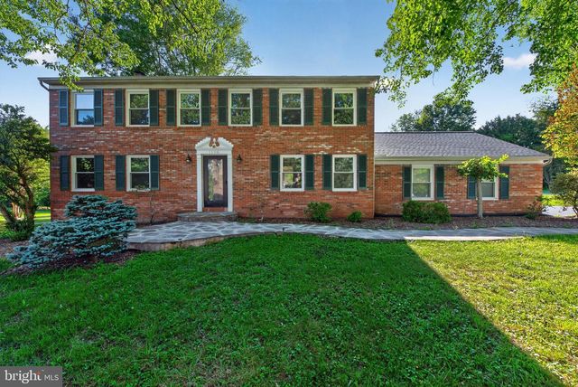 1108 RIVA RIDGE DR, Great Falls, VA 22066