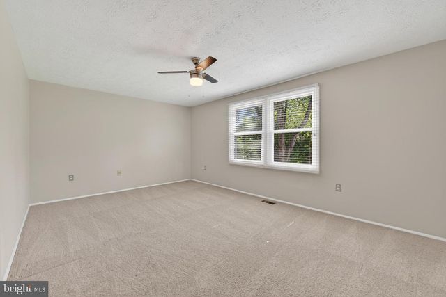 1108 RIVA RIDGE DR, Great Falls, VA 22066