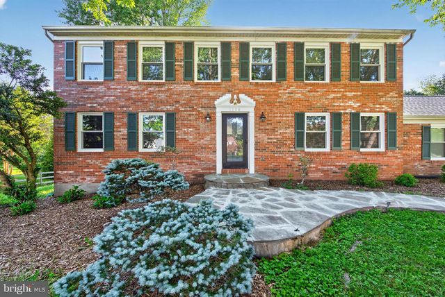 1108 RIVA RIDGE DR, Great Falls, VA 22066