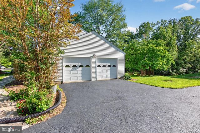 1108 RIVA RIDGE DR, Great Falls, VA 22066
