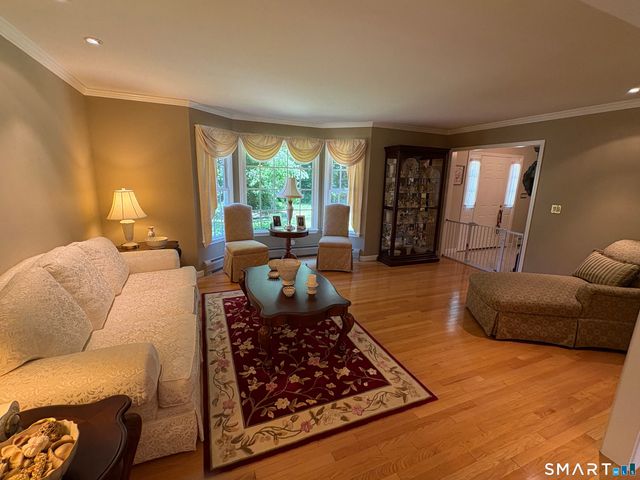 9 Osprey Drive, Seymour, CT 06483