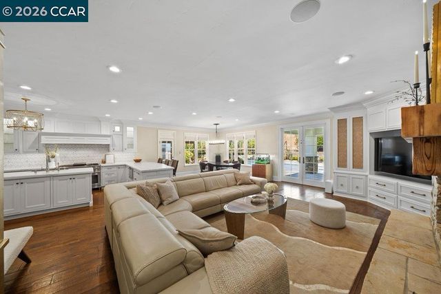 49 Brightwood Cir, Danville, CA 94506