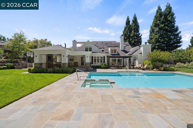 49 Brightwood Cir, Danville, CA 94506