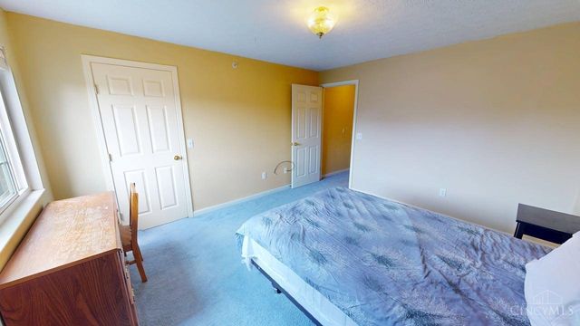 8514 Breezewood Court, West Chester, OH 45069