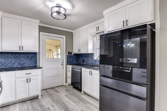 510 S Church Street, Ferris, TX 75125