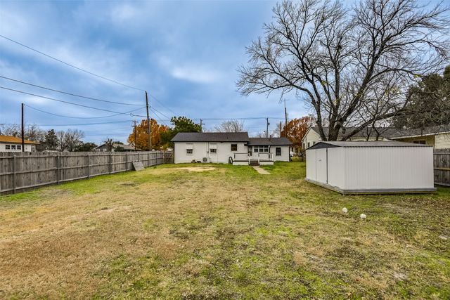 510 S Church Street, Ferris, TX 75125