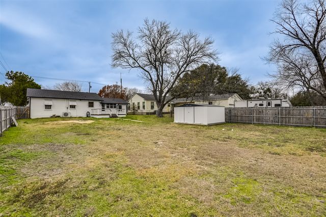 510 S Church Street, Ferris, TX 75125