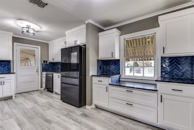 510 S Church Street, Ferris, TX 75125