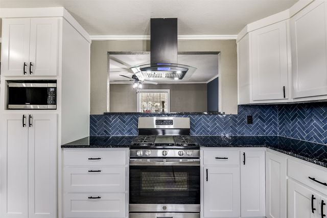 510 S Church Street, Ferris, TX 75125